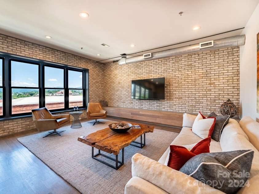 53-C College Street, Asheville, NC 28801.  MLS# CAR4162571, YatesRealty ID 2031. 