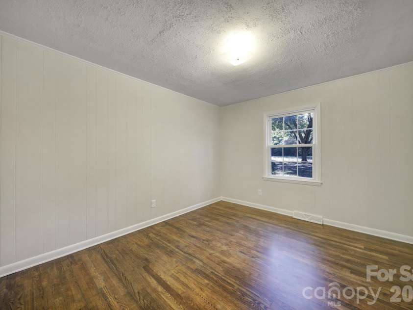 3987 Taxahaw Road, Lancaster, SC 29720.  MLS# CAR4380204, YatesRealty ID 20311. 