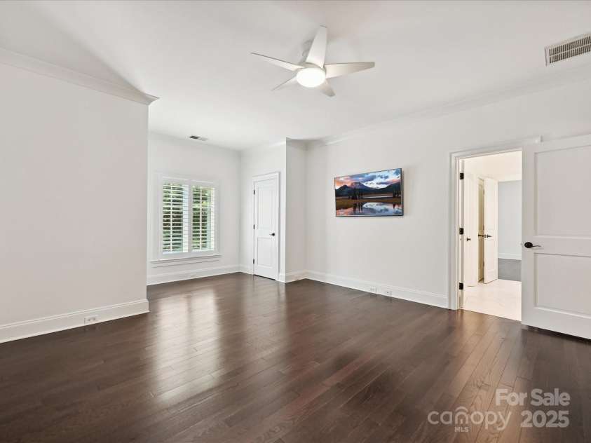 4300 Cameron Oaks Drive, Charlotte, NC 28211.  MLS# CAR4266983, YatesRealty ID 20312. Bedroom