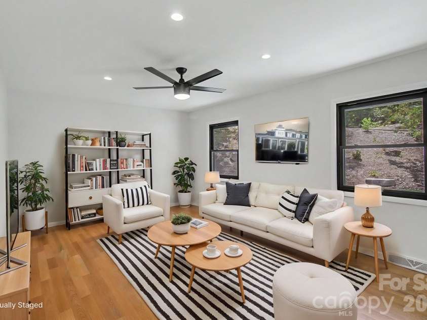5 Kent Place, Asheville, NC 28804.  MLS# CAR4379895, YatesRealty ID 20313. Living Room-Virtually Staged