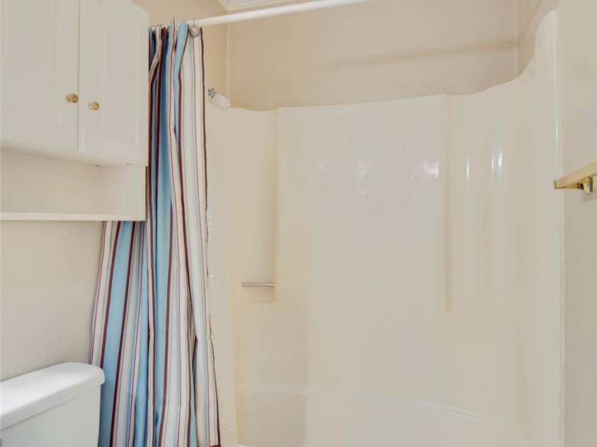 904 Sunbeam Drive, Lincolnton, NC 28092.  MLS# CAR4243214, YatesRealty ID 20313. 