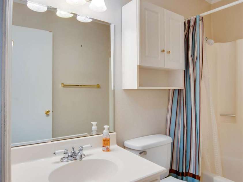 904 Sunbeam Drive, Lincolnton, NC 28092.  MLS# CAR4243214, YatesRealty ID 20313. 