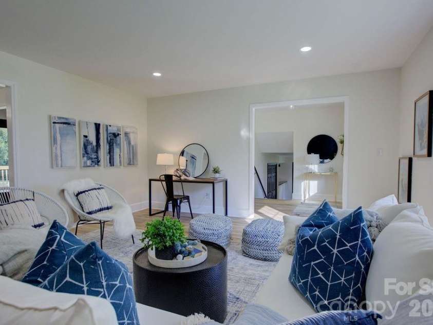 5900 Oakwielde Court, Mint Hill, NC 28227.  MLS# CAR4329157, YatesRealty ID 20315. 