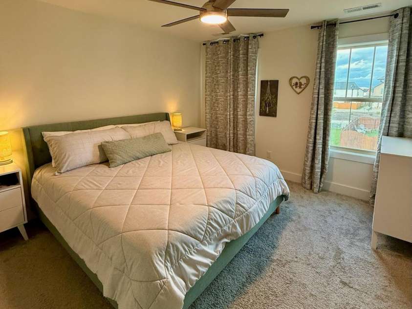 526 Cardwell Lane, Fletcher, NC 28732.  MLS# CAR4337428, YatesRealty ID 20317. 