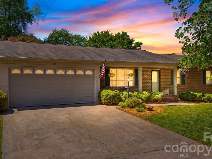 513 Bost Road, Morganton, NC 28655.  MLS# CAR4371426, YatesRealty ID 20318. 