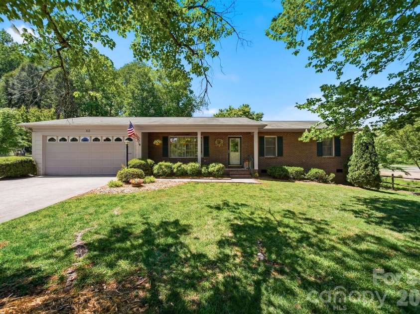 513 Bost Road, Morganton, NC 28655.  MLS# CAR4371426, YatesRealty ID 20318. 