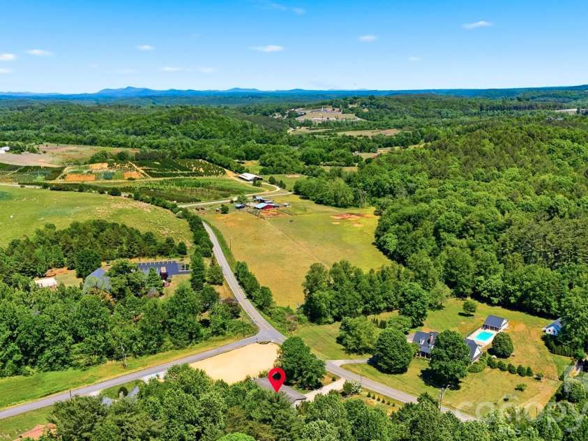 513 Bost Road, Morganton, NC 28655.  MLS# CAR4371426, YatesRealty ID 20318. 