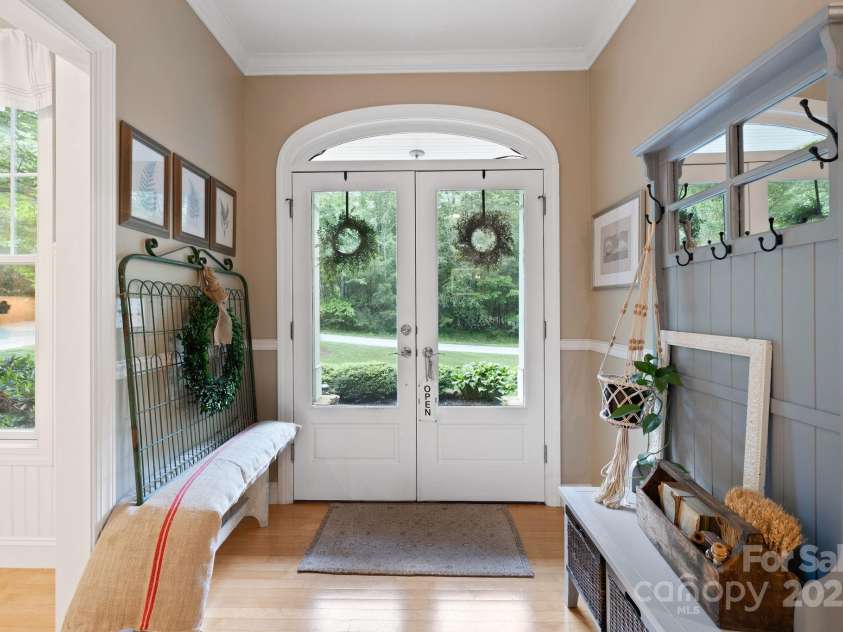 226 Duncan Estate Drive, Fletcher, NC 28732.  MLS# CAR4259177, YatesRealty ID 20319. 