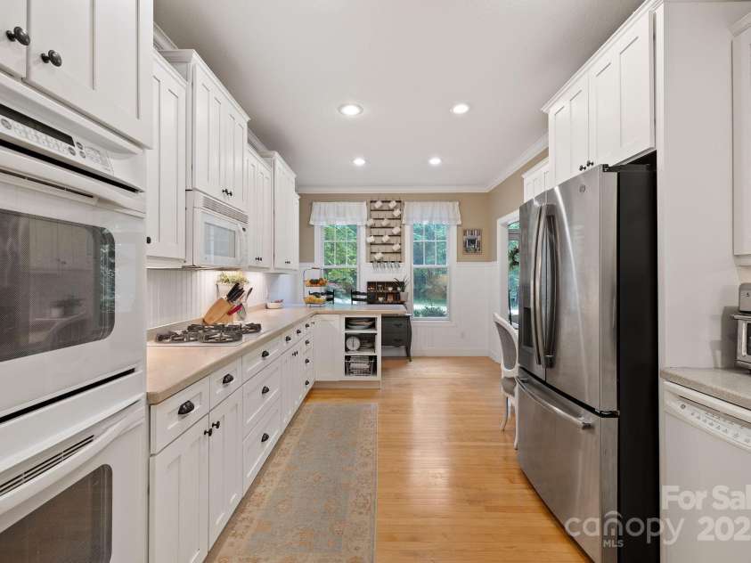 226 Duncan Estate Drive, Fletcher, NC 28732.  MLS# CAR4259177, YatesRealty ID 20319. 