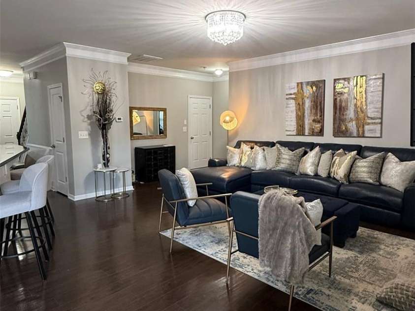 7910 Sweet Grove Court, Charlotte, NC 28269.  MLS# CAR4331516, YatesRealty ID 20319. Living Area