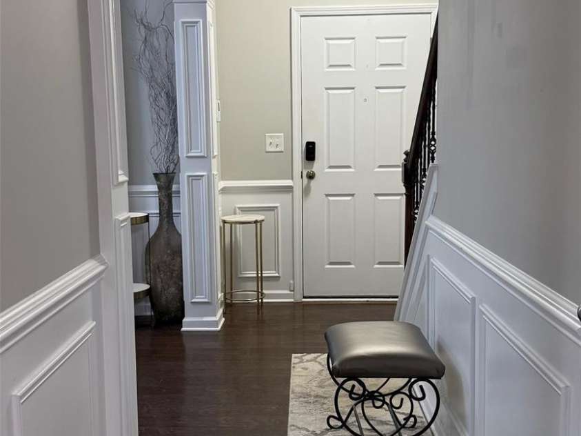 7910 Sweet Grove Court, Charlotte, NC 28269.  MLS# CAR4331516, YatesRealty ID 20319. Thank you for visiting 7910 Sweet Grove Ct