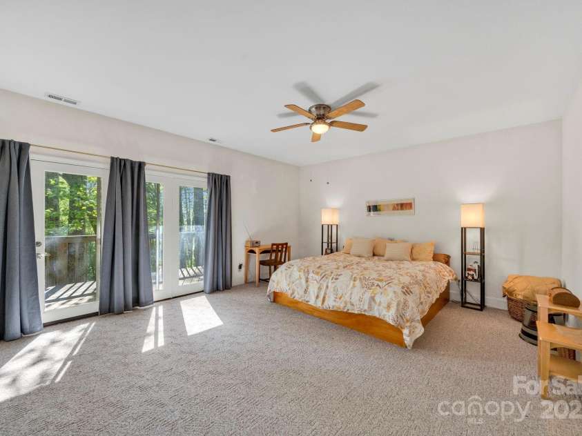 1412 Valmont Drive, Hendersonville, NC 28791.  MLS# CAR4258436, YatesRealty ID 2032. 