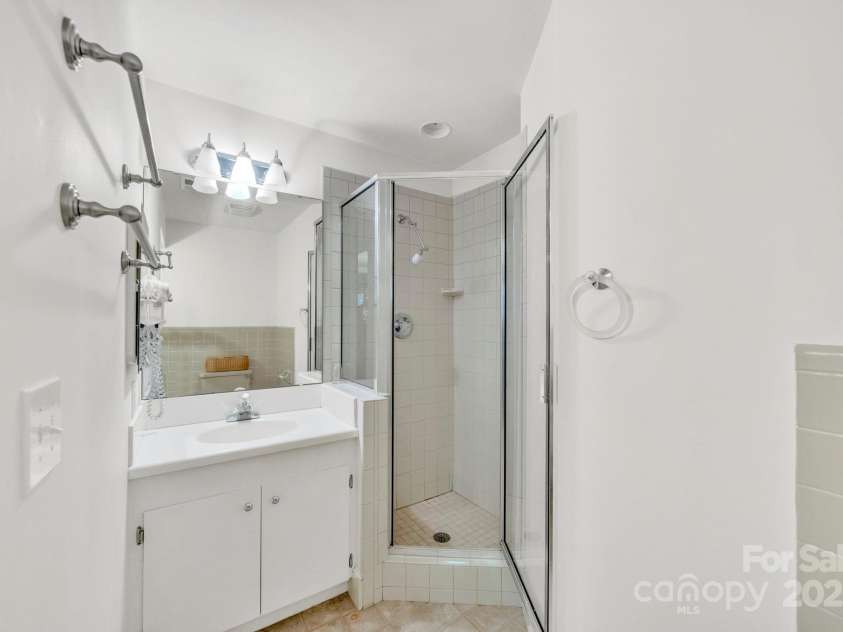 1412 Valmont Drive, Hendersonville, NC 28791.  MLS# CAR4258436, YatesRealty ID 2032. 