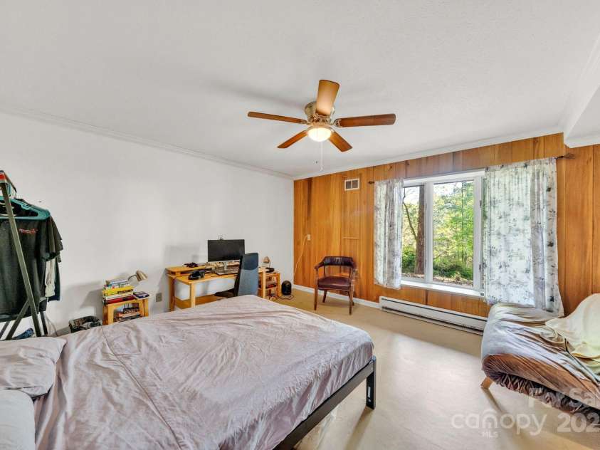 1412 Valmont Drive, Hendersonville, NC 28791.  MLS# CAR4258436, YatesRealty ID 2032. 