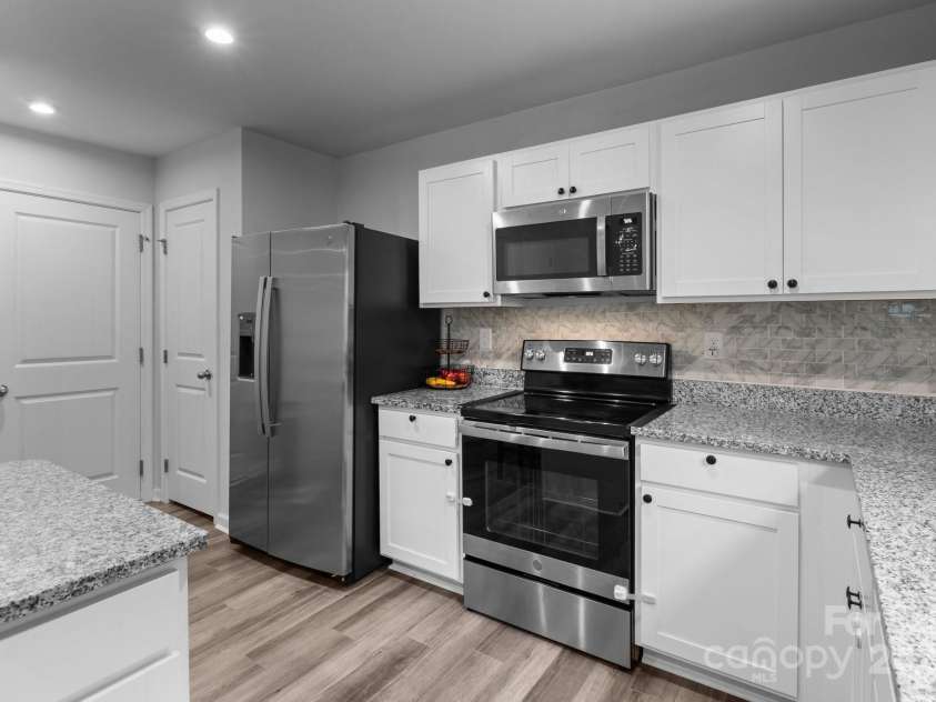 703 Pointe Andrews Drive, Concord, NC 28025.  MLS# CAR4256892, YatesRealty ID 20320. 