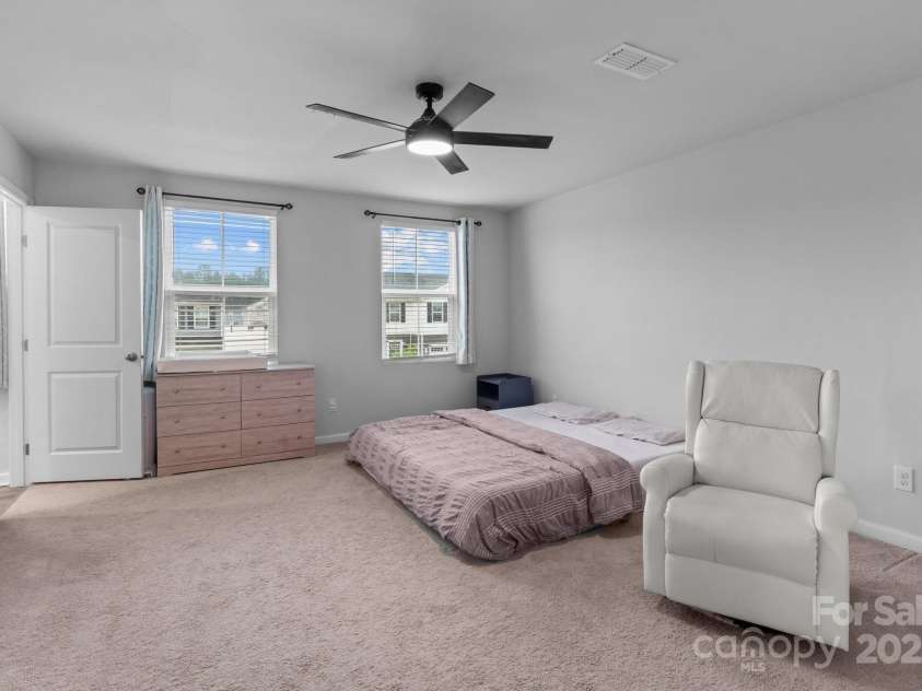 703 Pointe Andrews Drive, Concord, NC 28025.  MLS# CAR4256892, YatesRealty ID 20320. 
