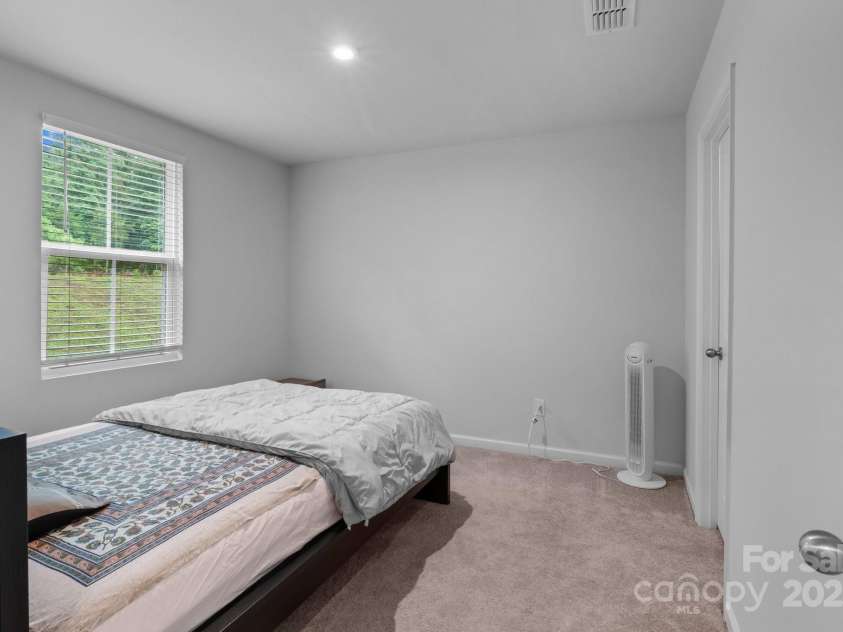703 Pointe Andrews Drive, Concord, NC 28025.  MLS# CAR4256892, YatesRealty ID 20320. 