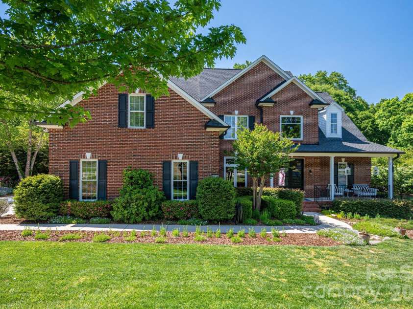 5029 Graystone Estates Drive, Belmont, NC 28012.  MLS# CAR4374658, YatesRealty ID 20325. 