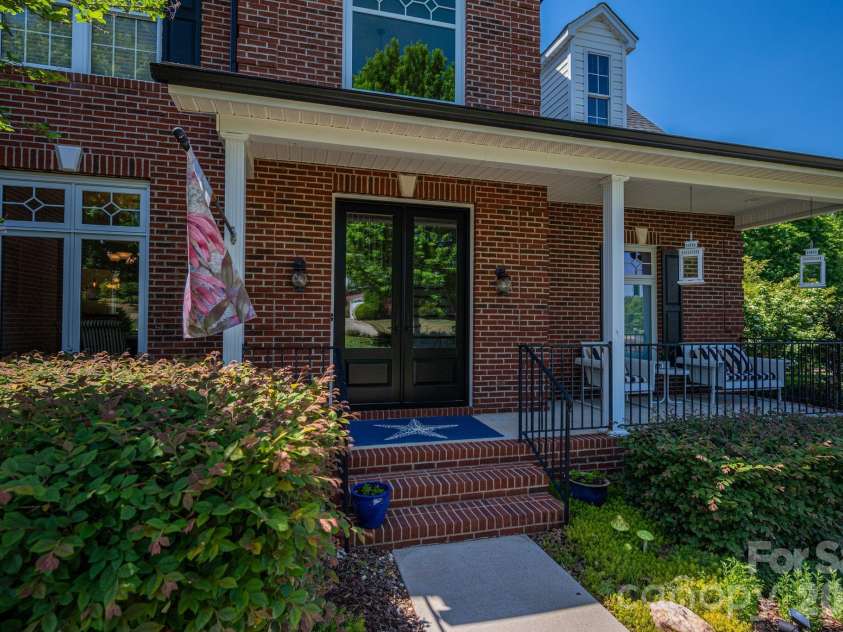 5029 Graystone Estates Drive, Belmont, NC 28012.  MLS# CAR4374658, YatesRealty ID 20325. 