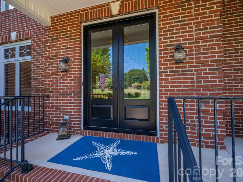 5029 Graystone Estates Drive, Belmont, NC 28012.  MLS# CAR4374658, YatesRealty ID 20325. 