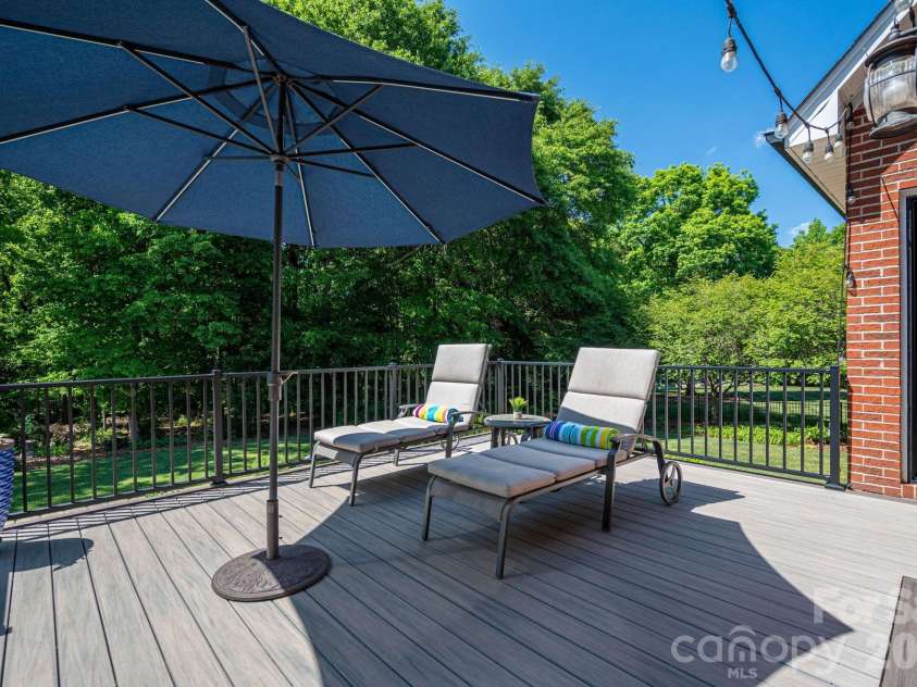 5029 Graystone Estates Drive, Belmont, NC 28012.  MLS# CAR4374658, YatesRealty ID 20325. 