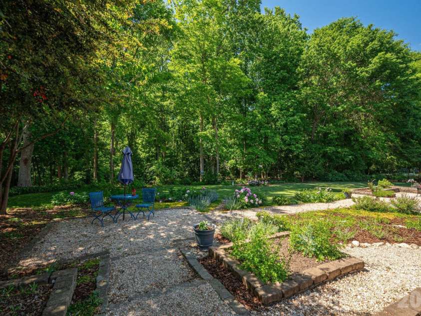 5029 Graystone Estates Drive, Belmont, NC 28012.  MLS# CAR4374658, YatesRealty ID 20325. 