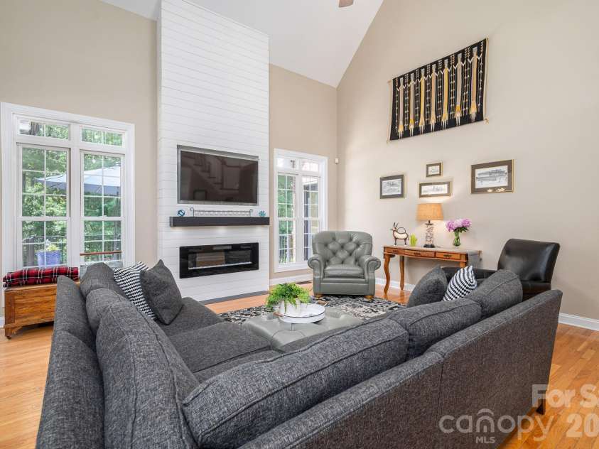 5029 Graystone Estates Drive, Belmont, NC 28012.  MLS# CAR4374658, YatesRealty ID 20325. 