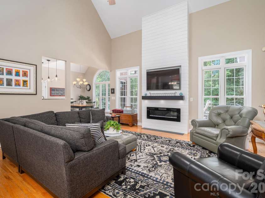 5029 Graystone Estates Drive, Belmont, NC 28012.  MLS# CAR4374658, YatesRealty ID 20325. 