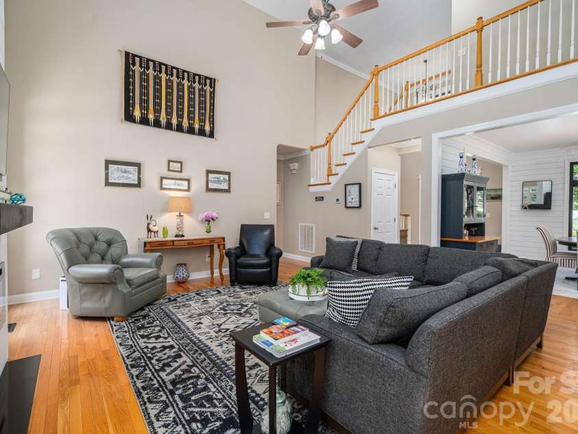 5029 Graystone Estates Drive, Belmont, NC 28012.  MLS# CAR4374658, YatesRealty ID 20325. 