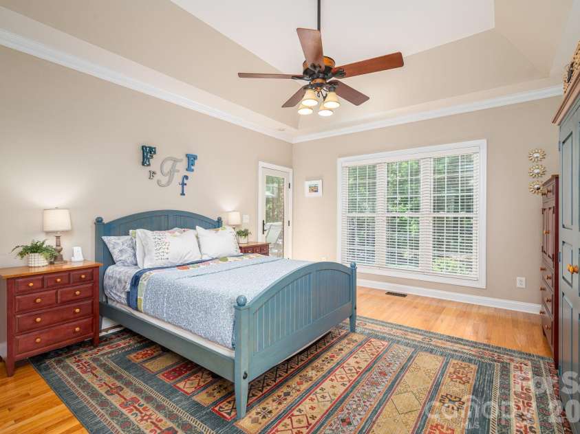 5029 Graystone Estates Drive, Belmont, NC 28012.  MLS# CAR4374658, YatesRealty ID 20325. 