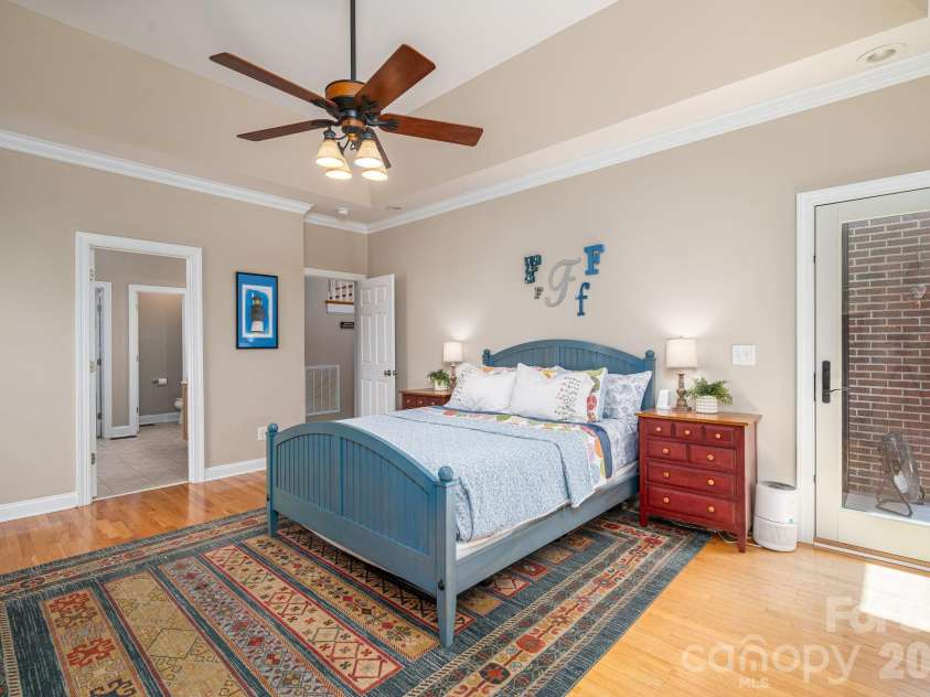 5029 Graystone Estates Drive, Belmont, NC 28012.  MLS# CAR4374658, YatesRealty ID 20325. 