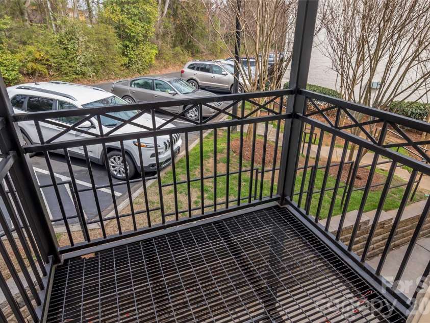 4911 Park Road, Charlotte, NC 28209.  MLS# CAR4340027, YatesRealty ID 20326. 