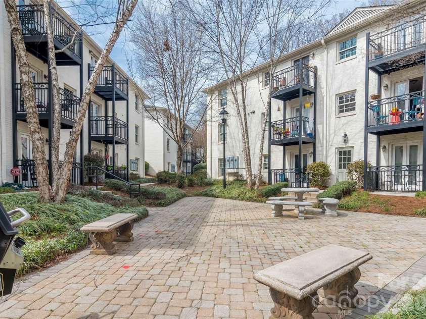 4911 Park Road, Charlotte, NC 28209.  MLS# CAR4340027, YatesRealty ID 20326. 