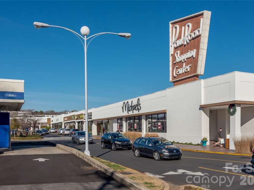 4911 Park Road, Charlotte, NC 28209.  MLS# CAR4340027, YatesRealty ID 20326. 