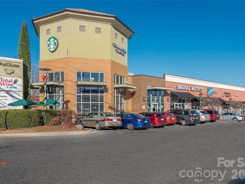 4911 Park Road, Charlotte, NC 28209.  MLS# CAR4340027, YatesRealty ID 20326. 