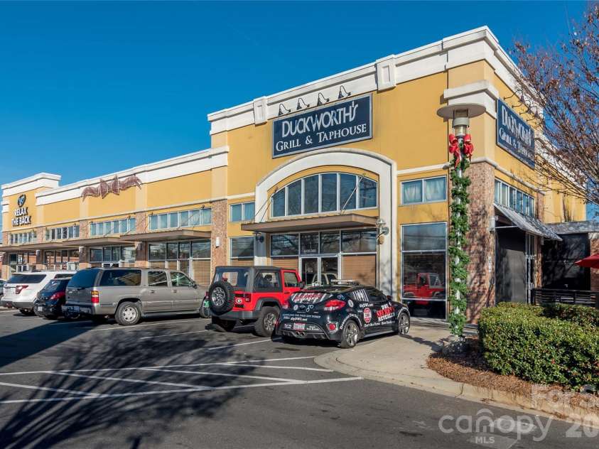 4911 Park Road, Charlotte, NC 28209.  MLS# CAR4340027, YatesRealty ID 20326. 