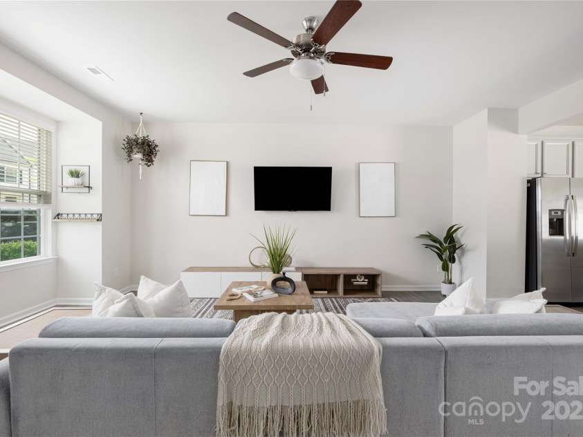 5008 Patton Drive, Gastonia, NC 28056.  MLS# CAR4283242, YatesRealty ID 20326. 