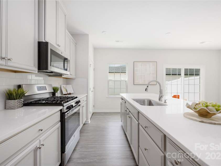 5008 Patton Drive, Gastonia, NC 28056.  MLS# CAR4283242, YatesRealty ID 20326. 