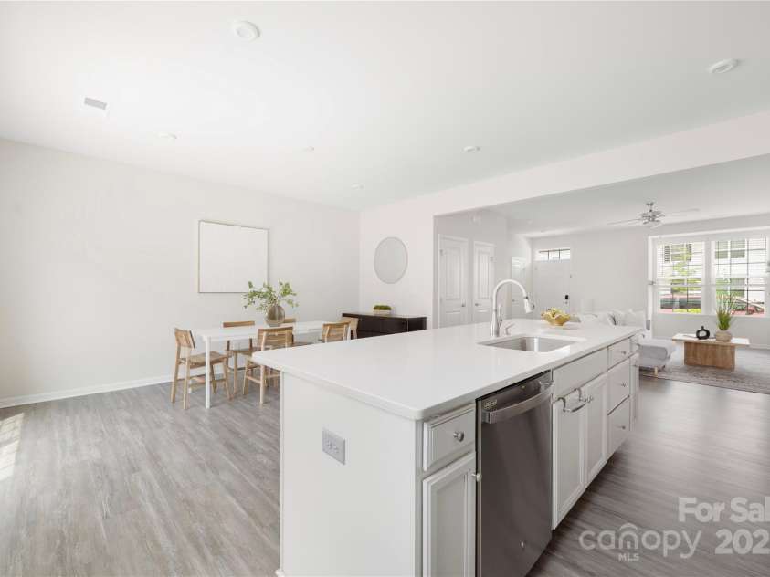 5008 Patton Drive, Gastonia, NC 28056.  MLS# CAR4283242, YatesRealty ID 20326. 