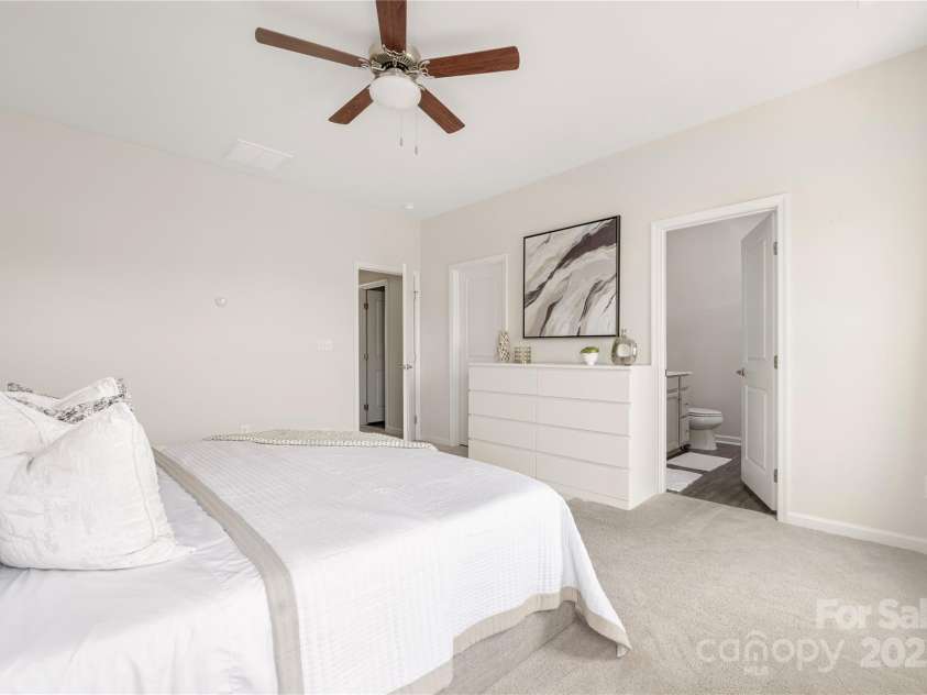 5008 Patton Drive, Gastonia, NC 28056.  MLS# CAR4283242, YatesRealty ID 20326. 