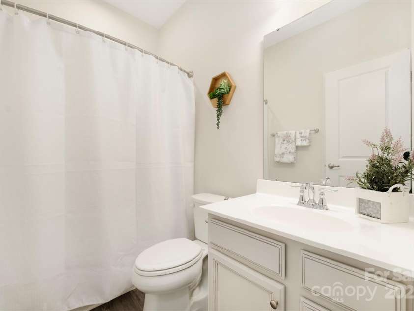 5008 Patton Drive, Gastonia, NC 28056.  MLS# CAR4283242, YatesRealty ID 20326. 