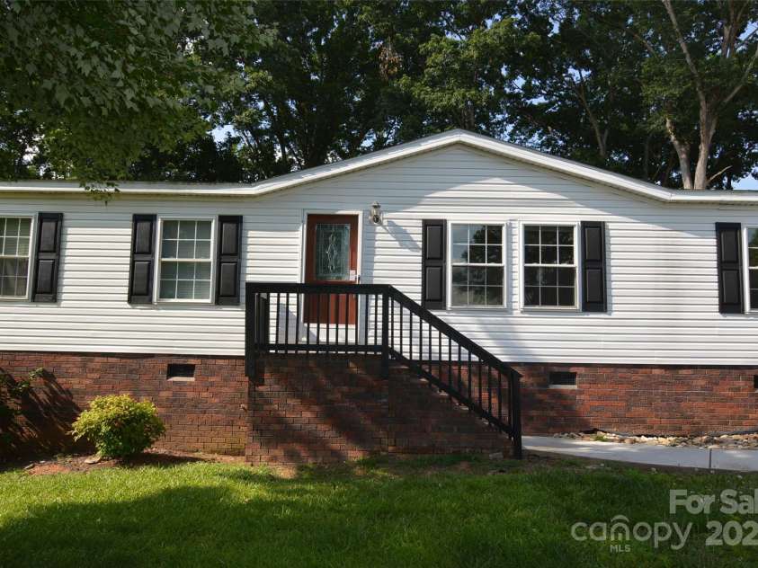 14335 Saint Johns Drive, Stanfield, NC 28163.  MLS# CAR4263041, YatesRealty ID 20327. 