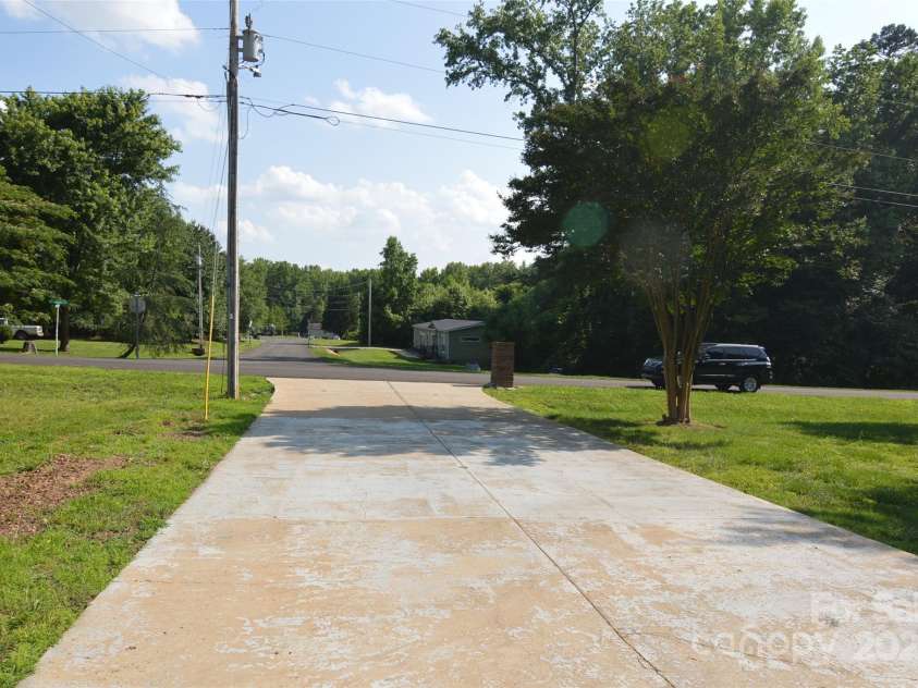 14335 Saint Johns Drive, Stanfield, NC 28163.  MLS# CAR4263041, YatesRealty ID 20327. 