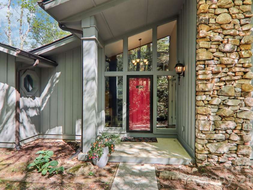817 Greenwood Drive, Hendersonville, NC 28791.  MLS# CAR4371920, YatesRealty ID 20328. Front Door