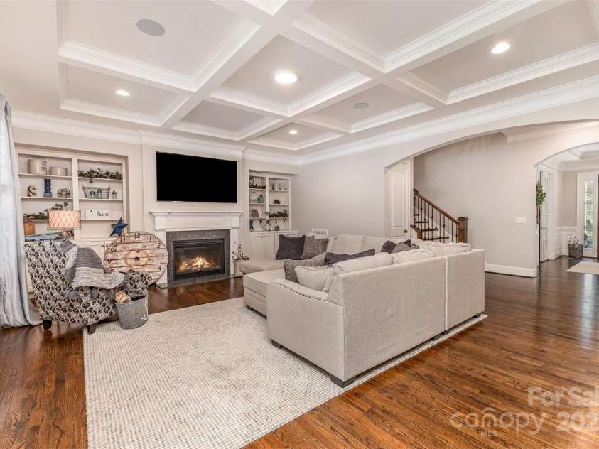 4005 Capullo Court, Matthews, NC 28104.  MLS# CAR4267499, YatesRealty ID 20329. 