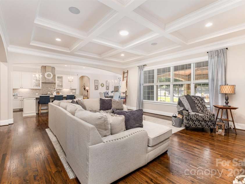 4005 Capullo Court, Matthews, NC 28104.  MLS# CAR4267499, YatesRealty ID 20329. 