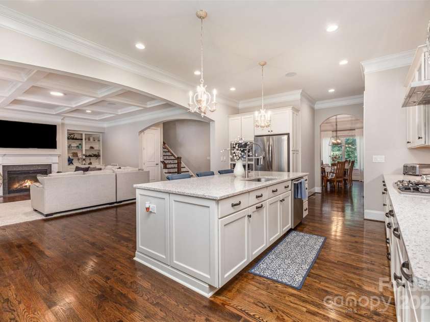 4005 Capullo Court, Matthews, NC 28104.  MLS# CAR4267499, YatesRealty ID 20329. 