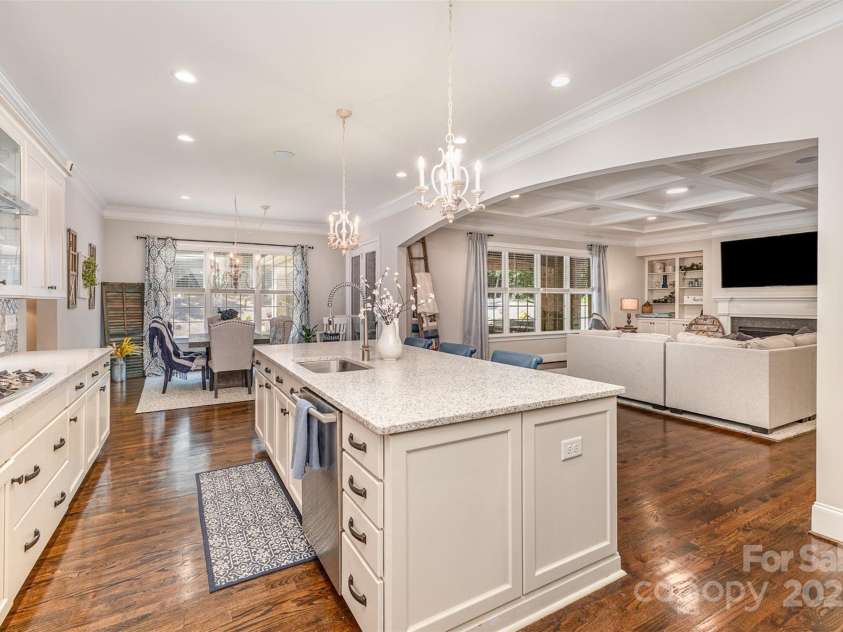 4005 Capullo Court, Matthews, NC 28104.  MLS# CAR4267499, YatesRealty ID 20329. 