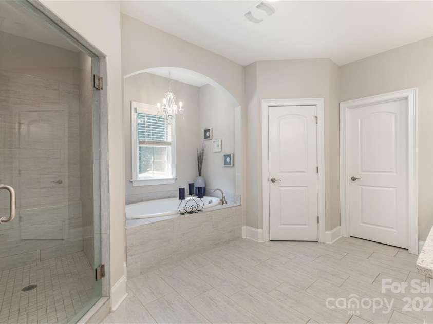 4005 Capullo Court, Matthews, NC 28104.  MLS# CAR4267499, YatesRealty ID 20329. 