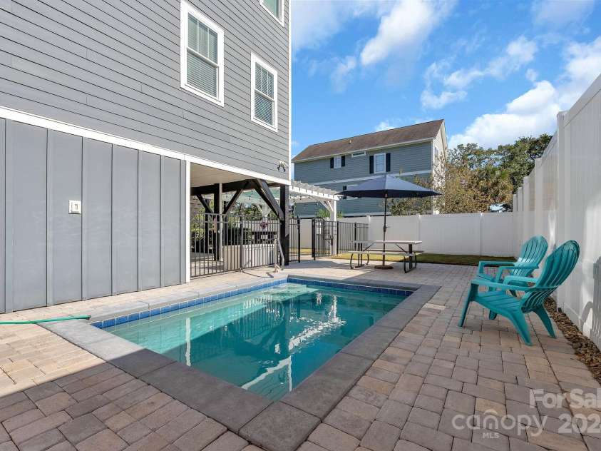 333 Calhoun Drive, Garden City, SC 29576.  MLS# CAR4176788, YatesRealty ID 2033. 